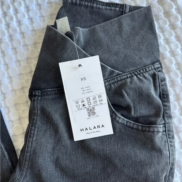 NWT Halara Black Crossover Flared Jeggings - Picture 4 of 7